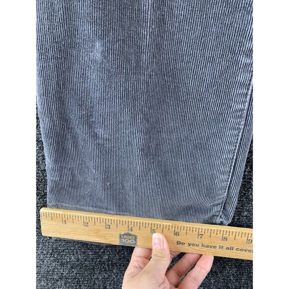St John’s Bay Women’s Corduroy Pants Straight Fit Bootcut Gray Size 6 P - Picture 11 of 16